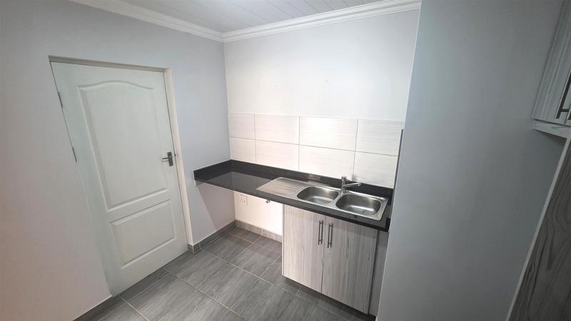3 Bedroom Property for Sale in Seemeeu Park Western Cape